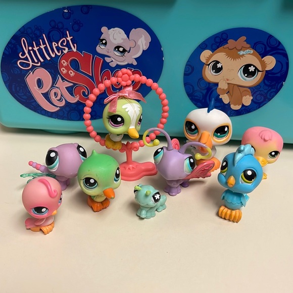 Littlest Pet Shop Other - Littlest Pet Shops Bird/Bug 10 Pc Lot